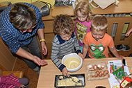 Kuchen backen - Bild vergrößern ...